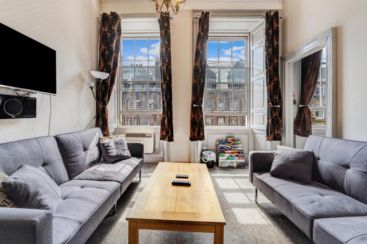 Unique 2 Bedroom Castle Suite Apartment - Near Edinburgh Castle & Royal Mile Exterior photo